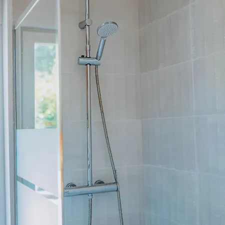 D'horus, Places De Parking Privees, 500m De La Étretat