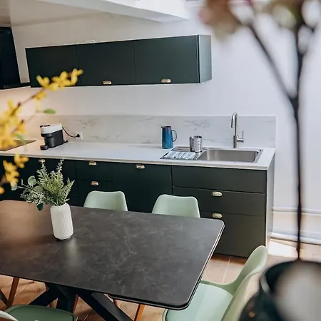 D'horus, Places De Parking Privees, 500m De La בית נופש אטרטאט