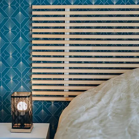 D'horus, Places De Parking Privees, 500m De La