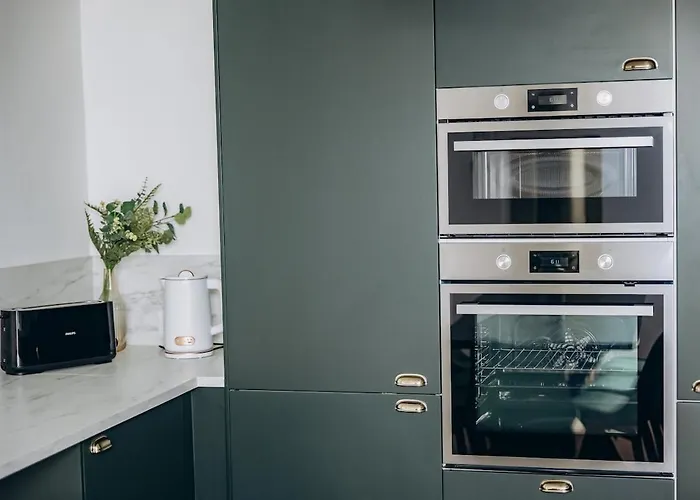 Hébergement de vacances D'horus, Places De Parking Privées, 500m De La