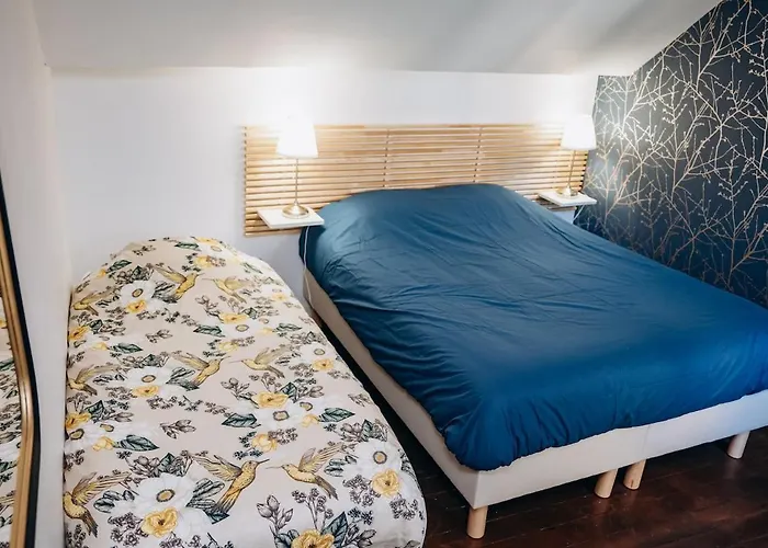 Hébergement de vacances D'horus, Places De Parking Privées, 500m De La