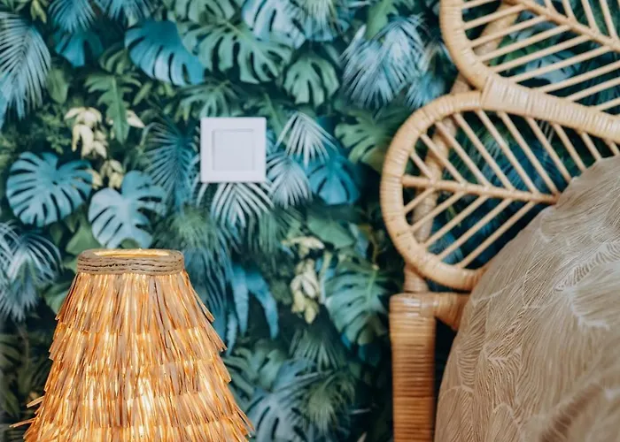 D'horus, Places De Parking Privées, 500m De La Hébergement de vacances *